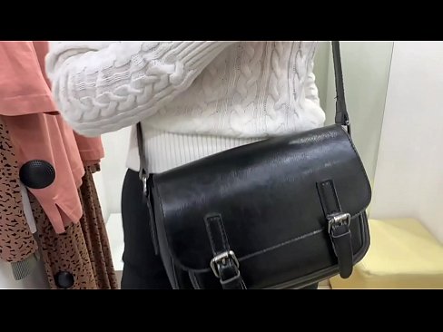❤️ Публічна мастурбація молодої сучки FeralBerry фалоімітатором у примірочній Супер порно на uk.high-pass.ru ❌️❤